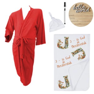 Mom & Me Hospital  Set |Gown, Swaddle & Birth Announcement Board | J-is God se Meesterstuk