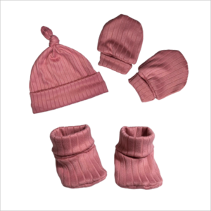 Baby Mittens, Knot Hat & Bed Socks | Pink