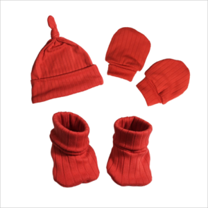 Baby Mittens, Knot Hat & Bed Socks | Red